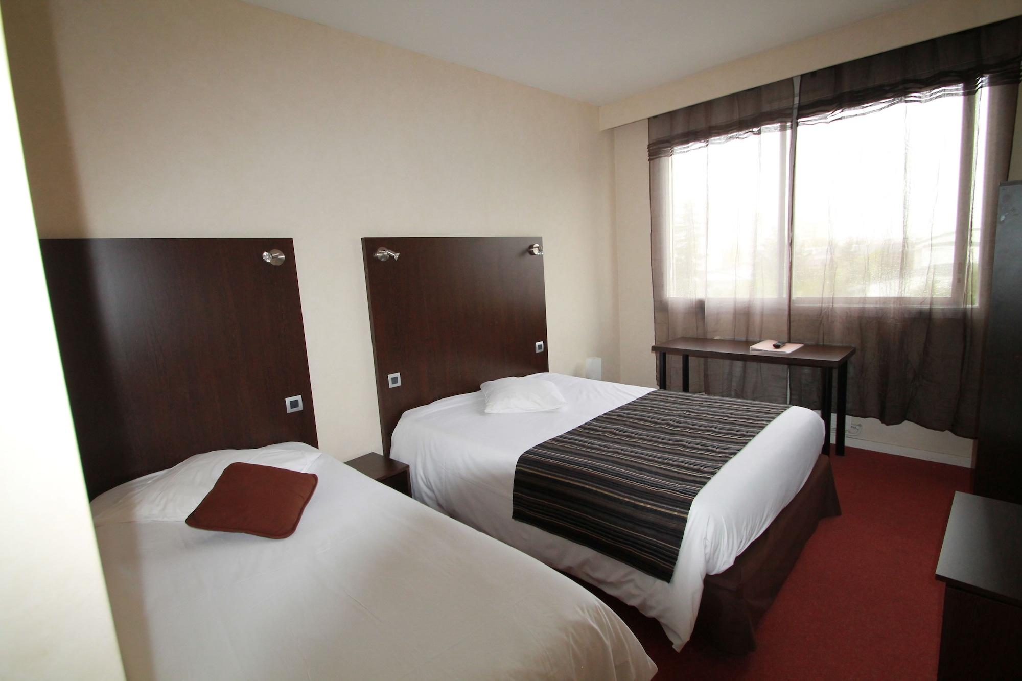 Adonis Lyon Est Hotel Artys Saint-Priest-en-Jarez Exteriör bild